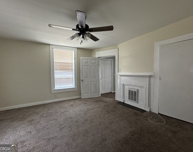 1539 Walnut Street - Photo Thumbnail 4