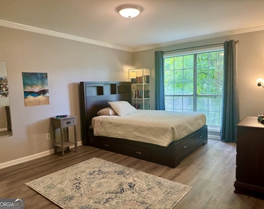2901 Lenox Road Ne - Photo Thumbnail 8