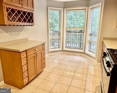 2901 Lenox Road Ne - Photo Thumbnail 9