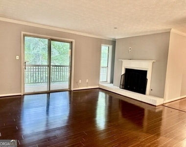 2901 Lenox Road Ne - Photo Thumbnail 11