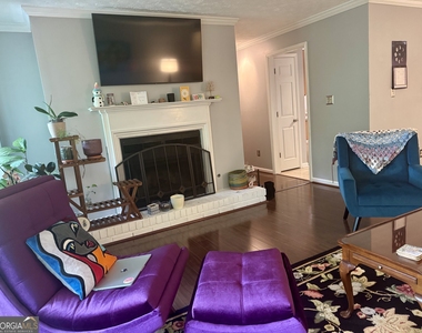 2901 Lenox Road Ne - Photo Thumbnail 2