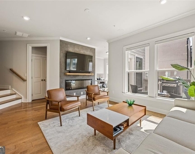 2145 Burnside Drive Nw - Photo Thumbnail 17