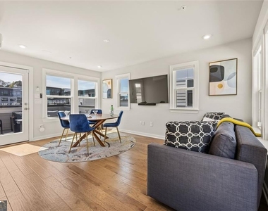 2145 Burnside Drive Nw - Photo Thumbnail 37