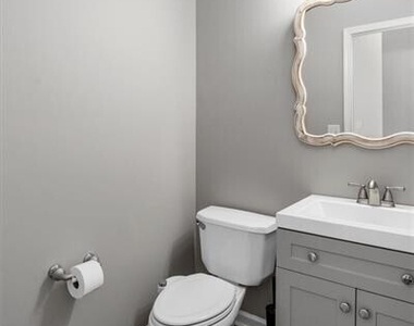 4220 Hunters Green Way Ne - Photo Thumbnail 17