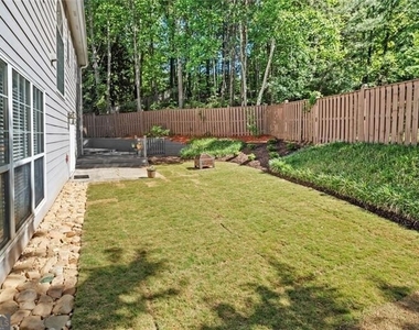 4220 Hunters Green Way Ne - Photo Thumbnail 31
