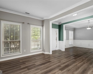 4220 Hunters Green Way Ne - Photo Thumbnail 1