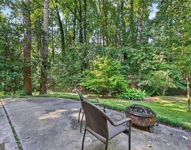 4100 Shawnee Lane Ne - Photo Thumbnail 25