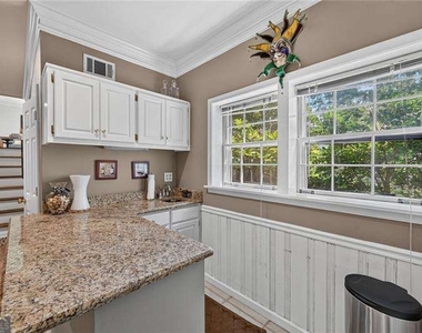 4100 Shawnee Lane Ne - Photo Thumbnail 16