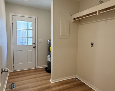 60 Timber Mill Circle - Photo Thumbnail 10