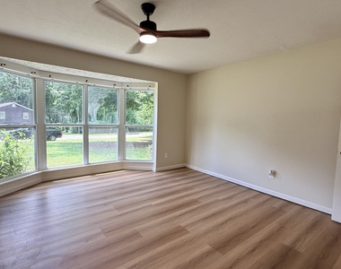 60 Timber Mill Circle - Photo Thumbnail 11