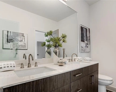 1436 Walker Place Se - Photo Thumbnail 11
