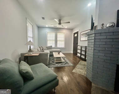 551 Culberson Street Sw - Photo Thumbnail 4