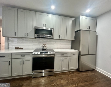 551 Culberson Street Sw - Photo Thumbnail 7