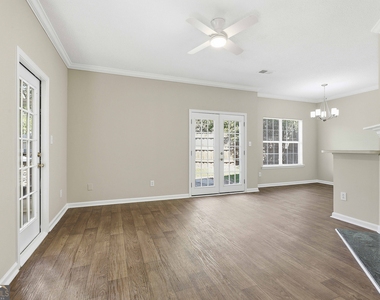 130 S Fairfield Drive - Photo Thumbnail 7