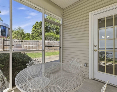 130 S Fairfield Drive - Photo Thumbnail 26