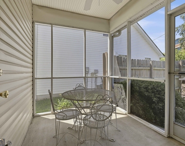 130 S Fairfield Drive - Photo Thumbnail 25