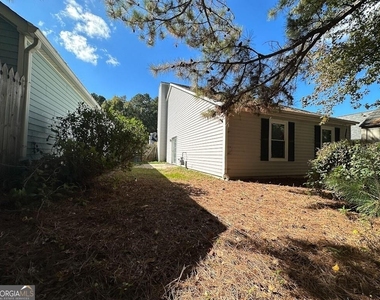 2747 Highland Ridge Nw - Photo Thumbnail 3