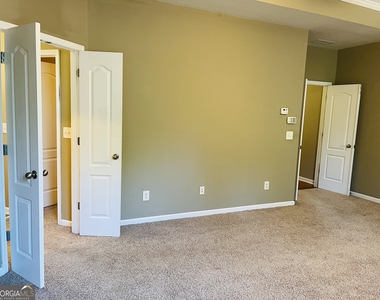 71 Covington Terrace - Photo Thumbnail 15