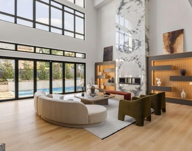 4232 Edgewood Court - Photo Thumbnail 14