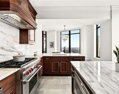 3376 Peachtree Road Ne - Photo Thumbnail 24