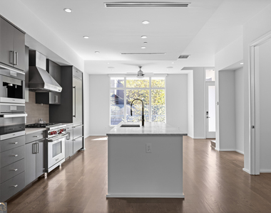 785 Piedmont Avenue Ne - Photo Thumbnail 12