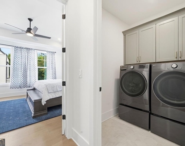 2042 Juliette Avenue - Photo Thumbnail 26
