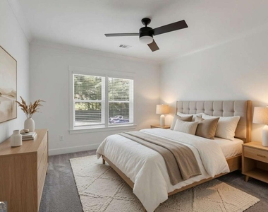6181 Shoreland Circle - Photo Thumbnail 23