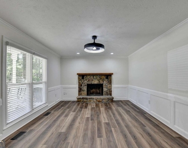 1530 Plunketts Road - Photo Thumbnail 13