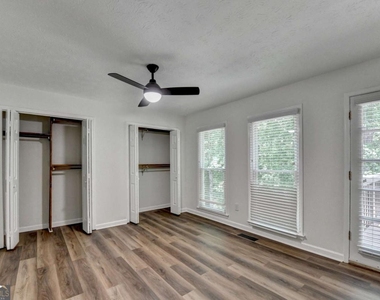 1530 Plunketts Road - Photo Thumbnail 30