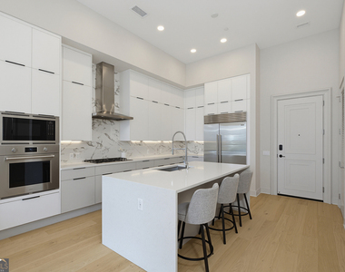 40 12th Street - Photo Thumbnail 3