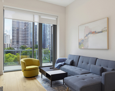 40 12th Street - Photo Thumbnail 7