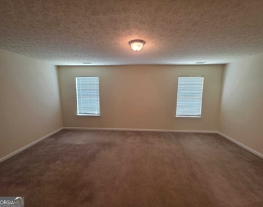 4332 Park Gate Drive - Photo Thumbnail 12