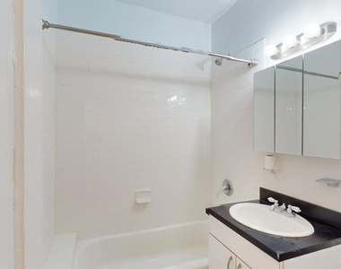 401 east 58th street  - Photo Thumbnail 4