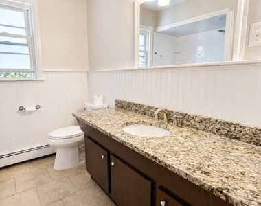 52 Mechanic St - Photo Thumbnail 9