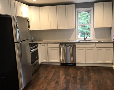 32 Frazee Place - Photo Thumbnail 4