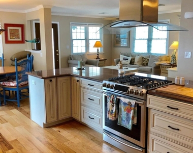 213 Washington Avenue - Photo Thumbnail 15