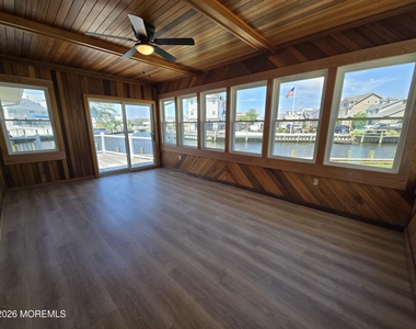 106 E Granada Drive - Photo Thumbnail 17