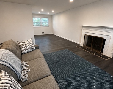 2133 Bridge Avenue - Photo Thumbnail 2
