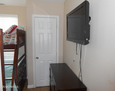 63 Gregg Drive - Photo Thumbnail 14