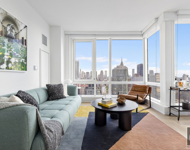 W 38th Street - Photo Thumbnail 1