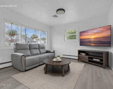 405 Terrace Avenue - Photo Thumbnail 4