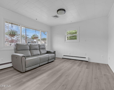 405 Terrace Avenue - Photo Thumbnail 13