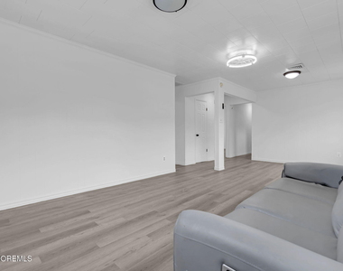 405 Terrace Avenue - Photo Thumbnail 14