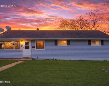 405 Terrace Avenue - Photo Thumbnail 2