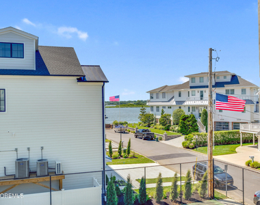 5 Island View Way - Photo Thumbnail 16