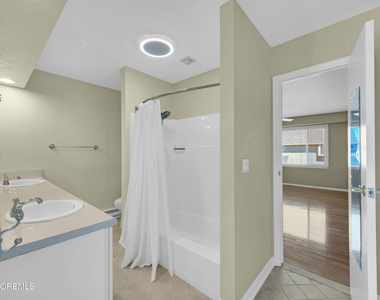 5 Island View Way - Photo Thumbnail 8