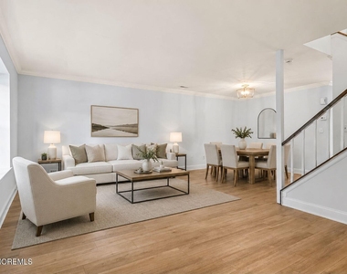 17 Alameda Court - Photo Thumbnail 2