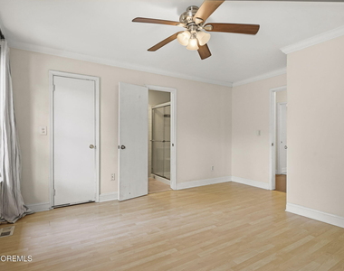 17 Alameda Court - Photo Thumbnail 17