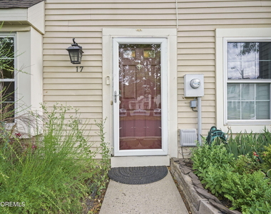 17 Alameda Court - Photo Thumbnail 1