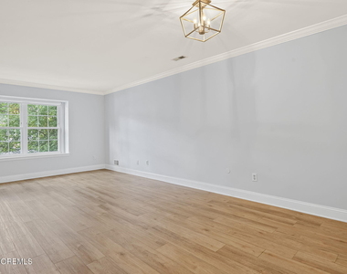17 Alameda Court - Photo Thumbnail 8